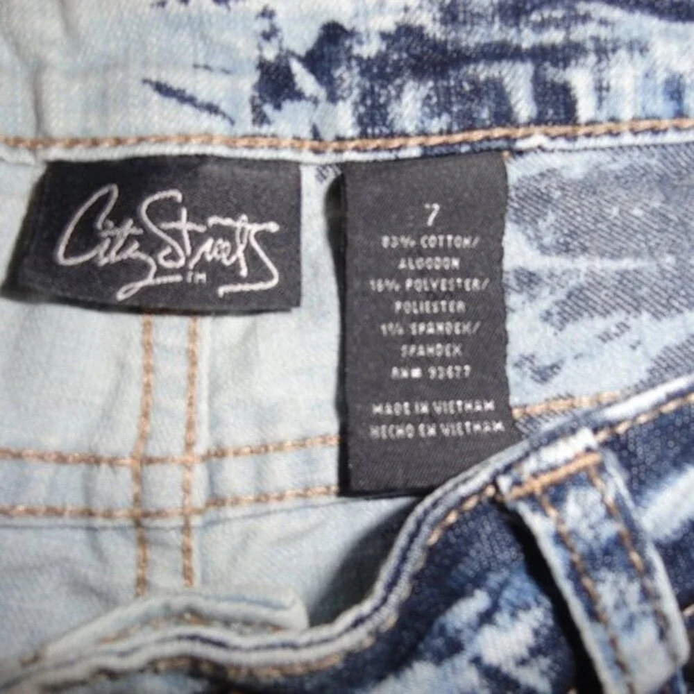 Tie Dye Capris Jeans Sz 7 - Picture 5 of 7